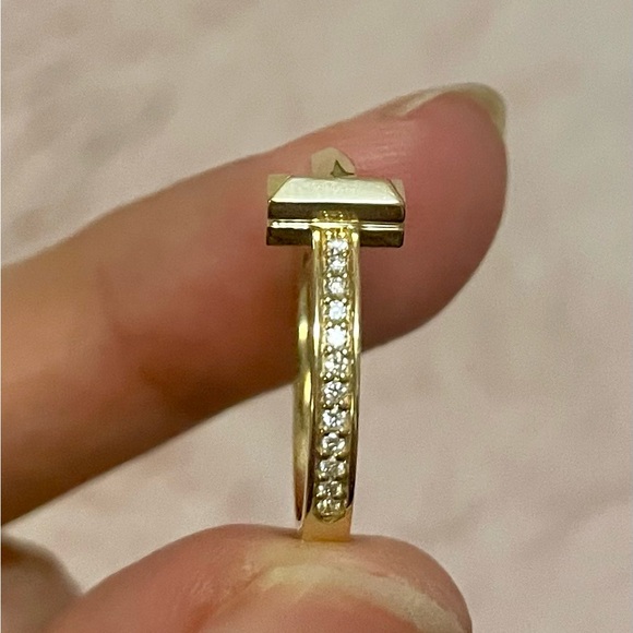 Tiffany & Co. T ring 18k Yellow Gold pave diamond ring size 6 - Picture 3 of 7